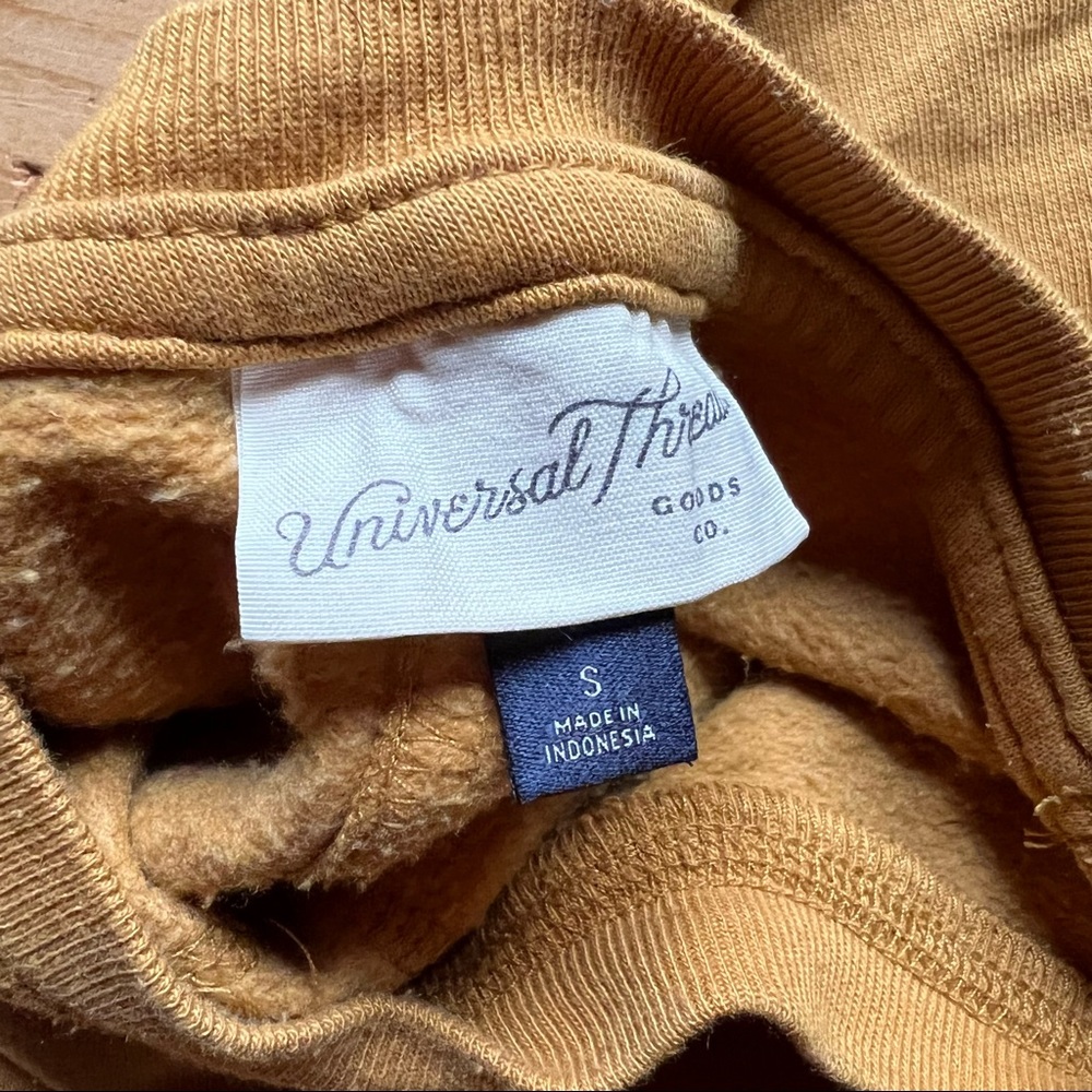 Oversized Pullover - Picture 3 of 3